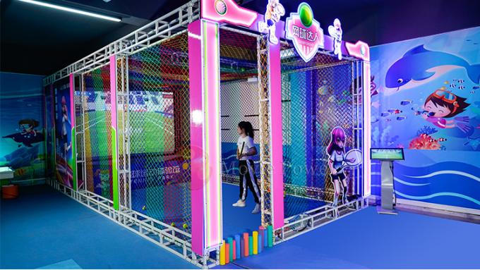 1 macchina interattiva di realtà virtuale del gioco di tennis dei bambini del parco a tema del giocatore VR 0
