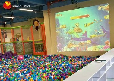 Attrezzatura interattiva di gioco della palla di Zorbing dello stagno della palla del parco a tema dei bambini del proiettore di spettacolo dei bambini