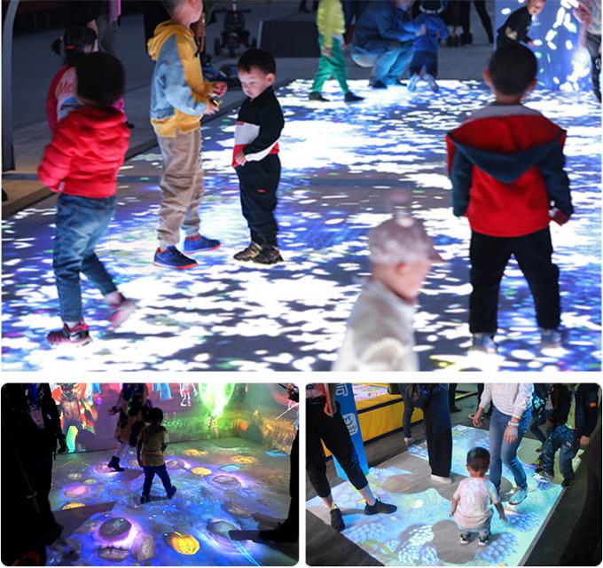 Giochi interattivi dell'interno con diversi giocatori della proiezione del pavimento dei giochi di Vr dei bambini 0