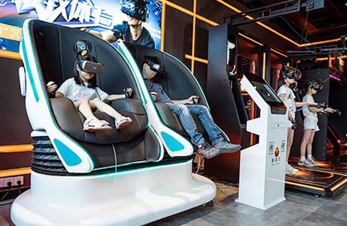 Attrezzatura del cinema del simulatore 9d di realtà virtuale della piattaforma di moto del parco di divertimenti 1